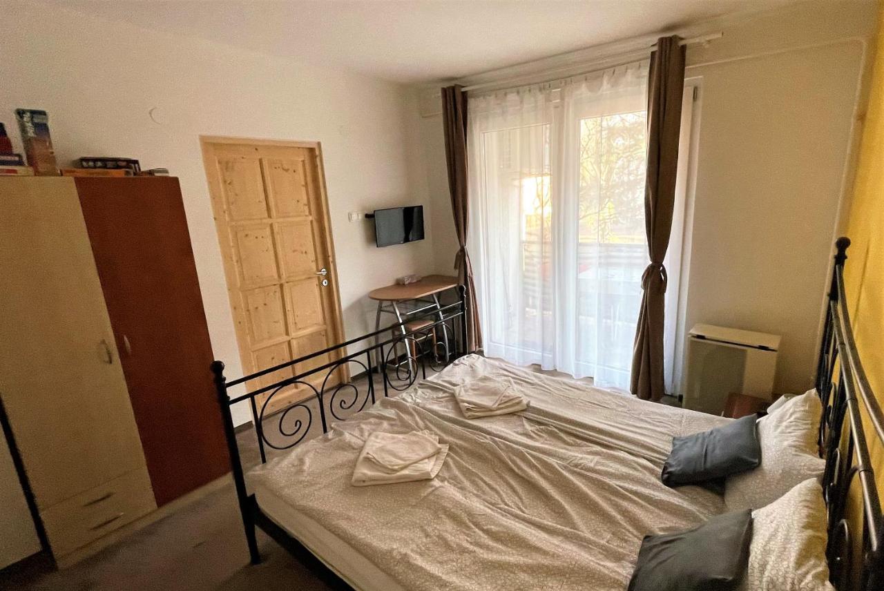 Évi Apartman Eger Exterior foto