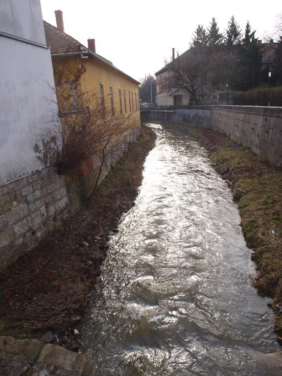 Évi Apartman Eger Exterior foto
